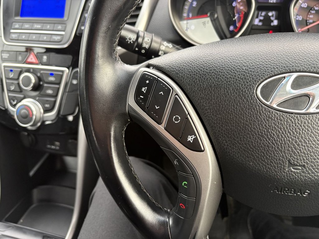 Used Hyundai i30 2015 for sale - 76417115: Photo 12