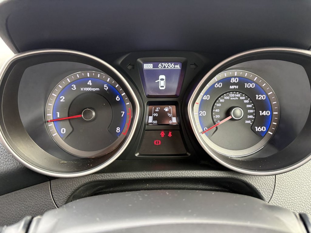 Used Hyundai i30 2015 for sale - 76417115: Photo 13