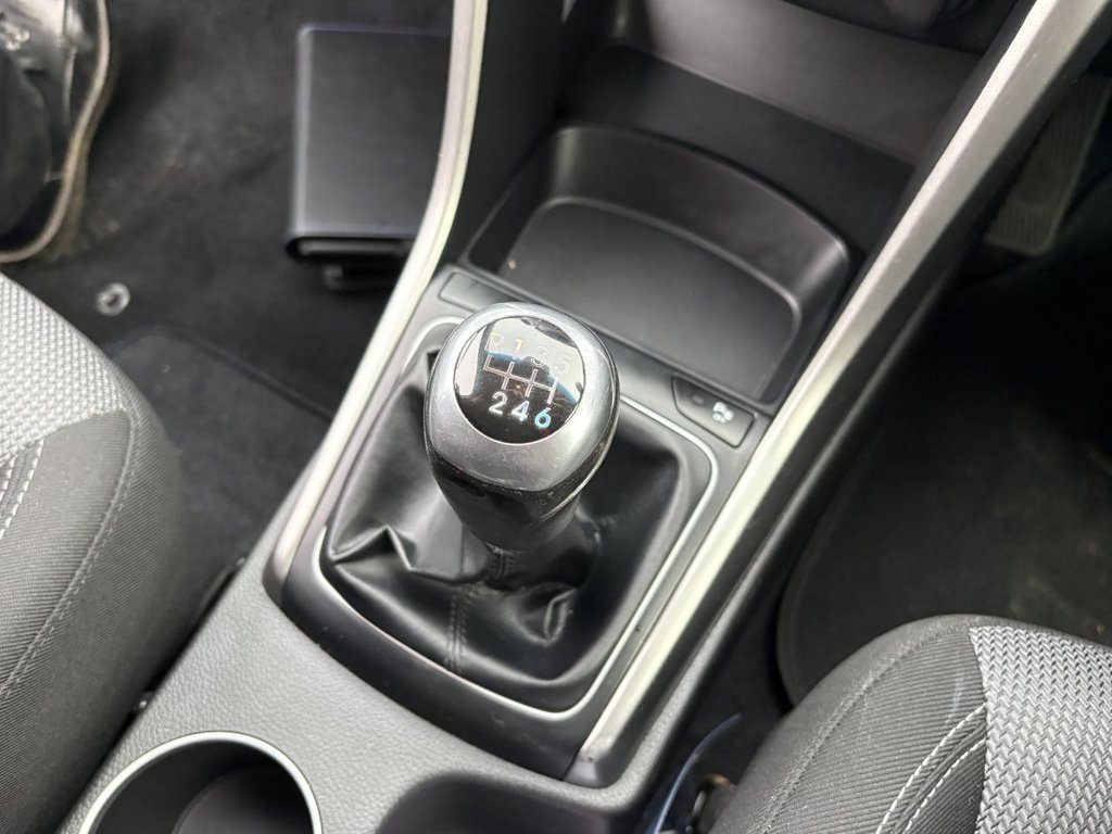 Used Hyundai i30 2015 for sale - 76417115: Photo 18