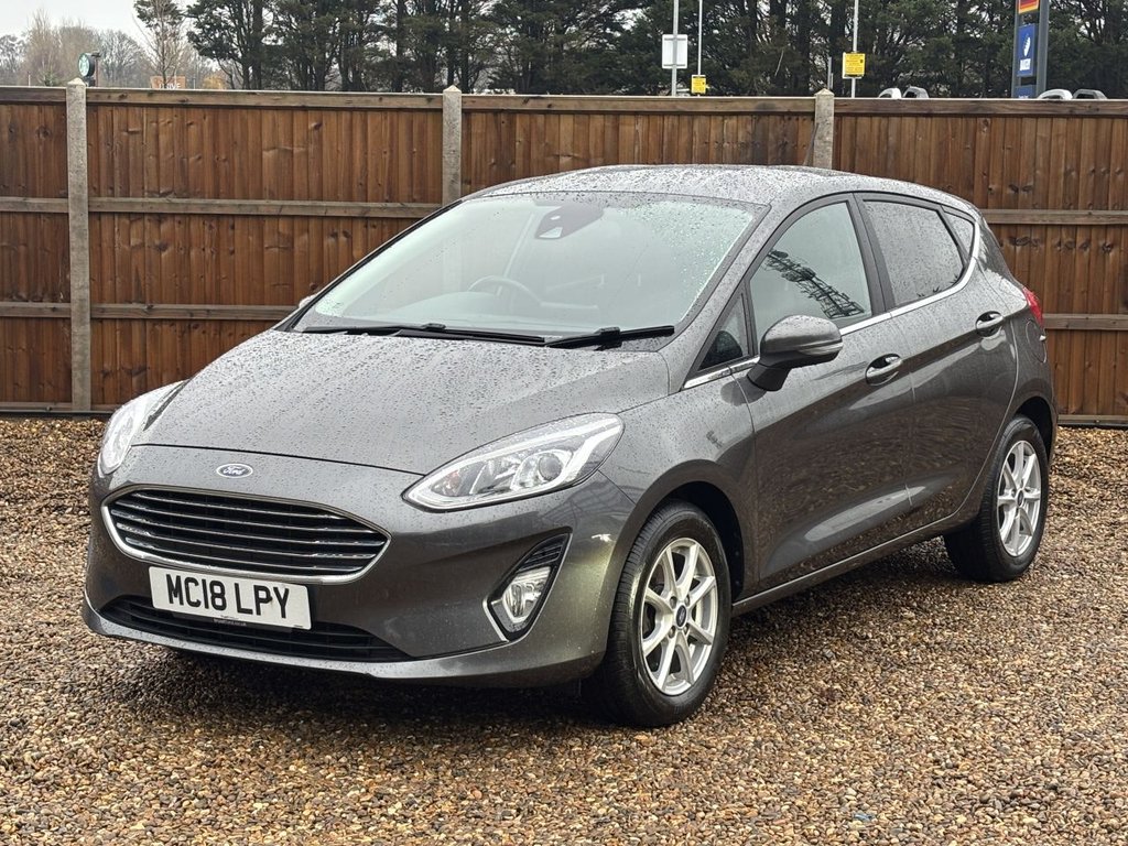 Used Ford Fiesta 2018 for sale - 76973203: Photo 1
