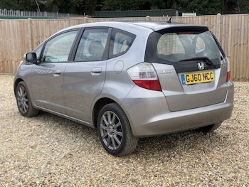 Used Honda Jazz 2010 for sale - 75619305: Photo