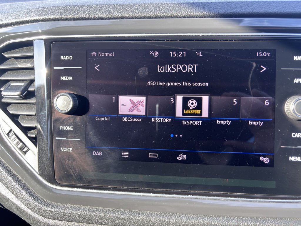 Used Volkswagen T-Roc 2018 for sale - 77952285: Photo 19