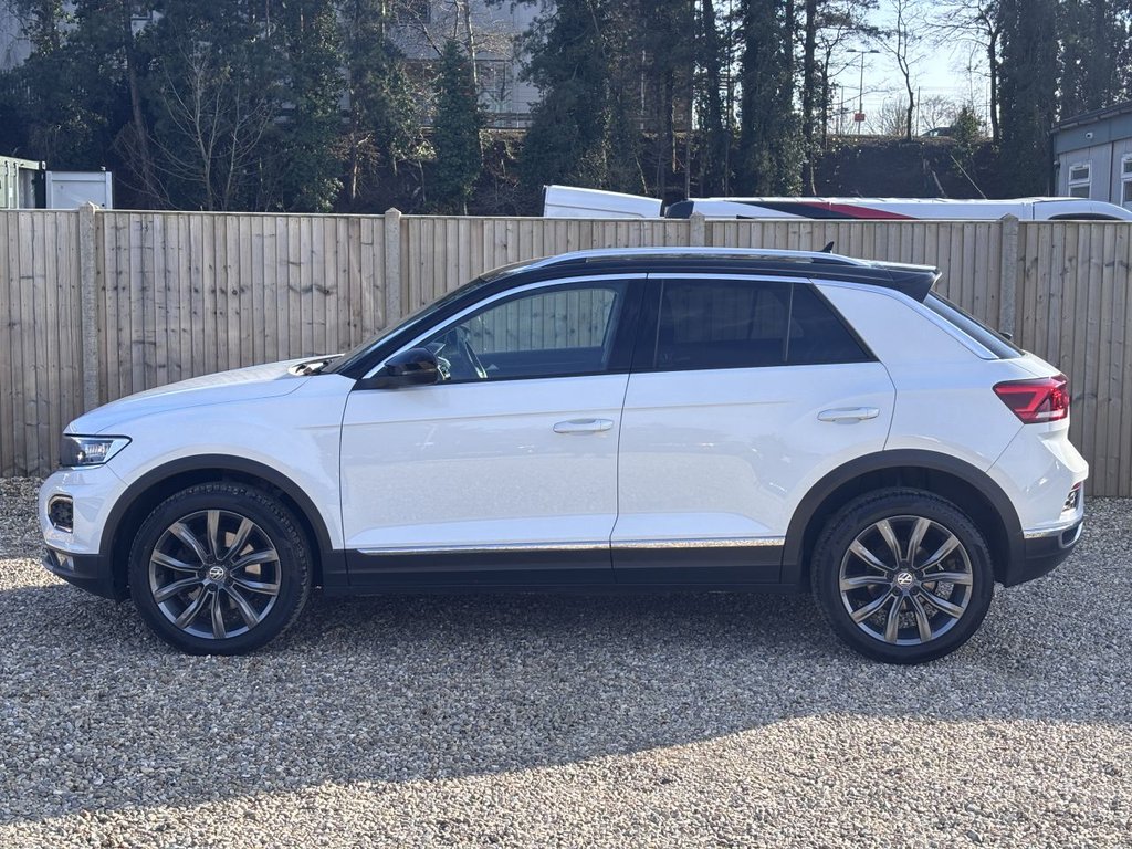 Used Volkswagen T-Roc 2018 for sale - 77952285: Photo 2