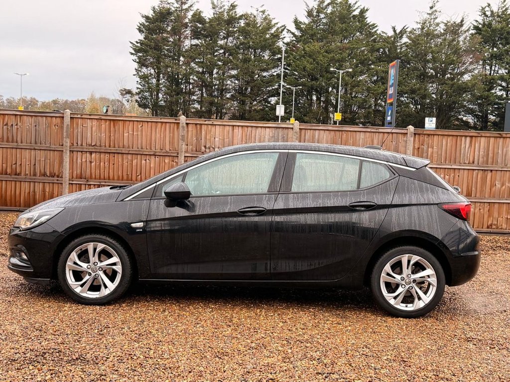 Used Vauxhall Astra 2016 for sale - 76711630: Photo 2