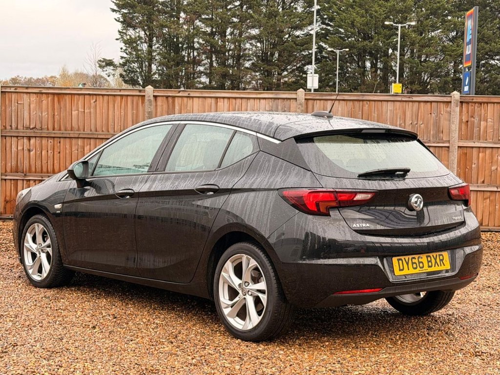 Used Vauxhall Astra 2016 for sale - 76711630: Photo 3