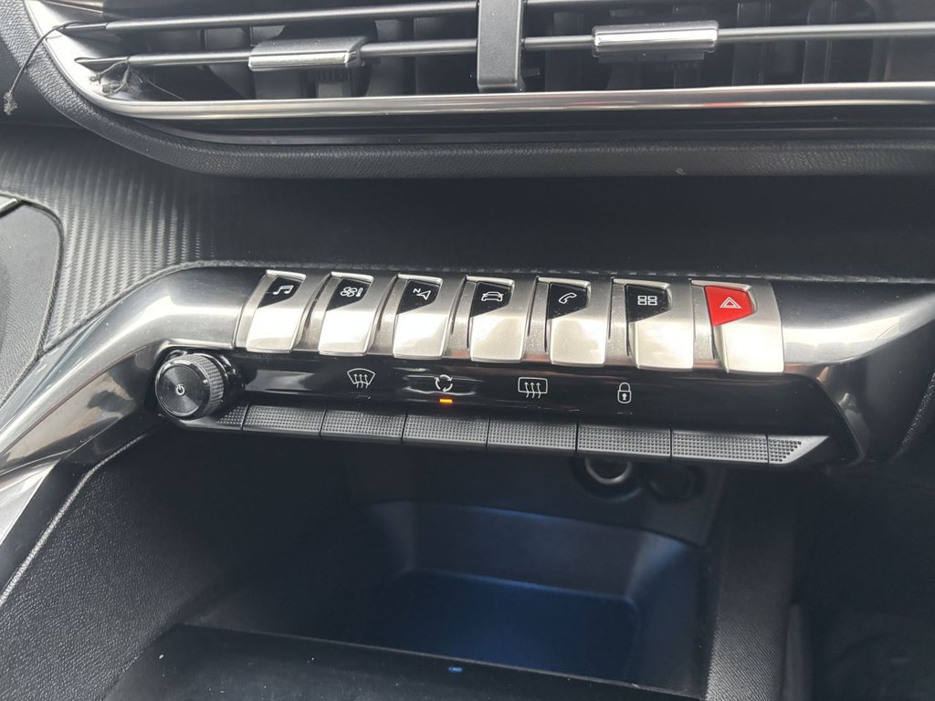 Used Peugeot 3008 2017 for sale - 77560571: Photo 19