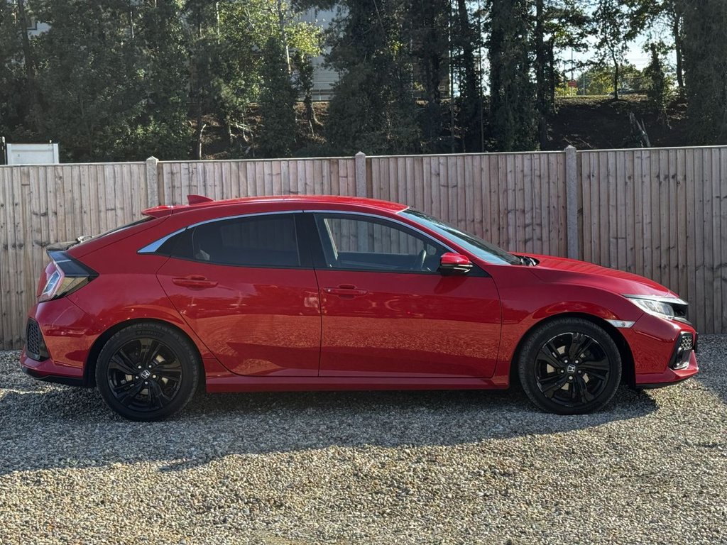 Used Honda Civic 2019 for sale - 75752634: Photo 6