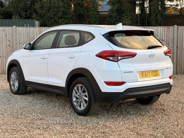 Used Hyundai TUCSON 2017 for sale - 76279355: Photo 3