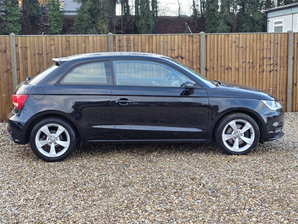 Used Audi A1 2017 for sale - 77088898: Photo 6