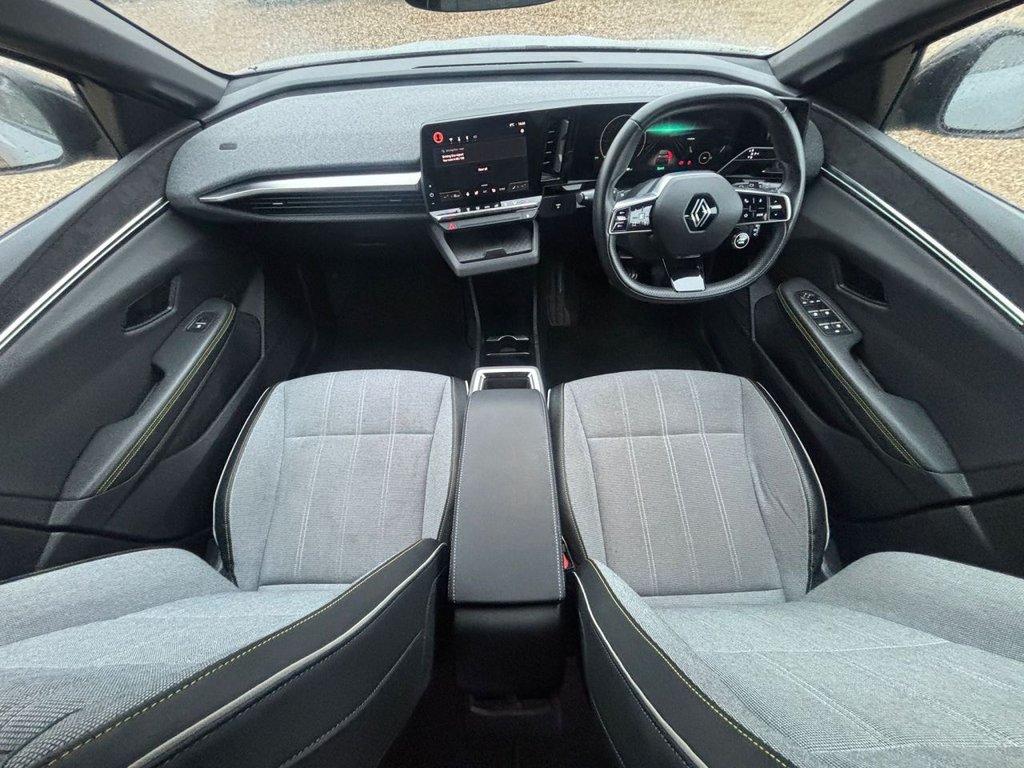 Used Renault Megane E Tech 2023 for sale - 77551856: Photo 11