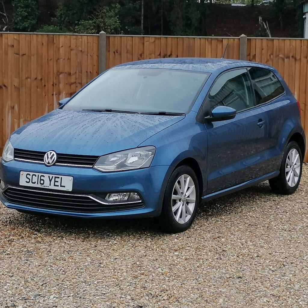 Used Volkswagen Polo 2016 for sale - 76376020: Photo 1