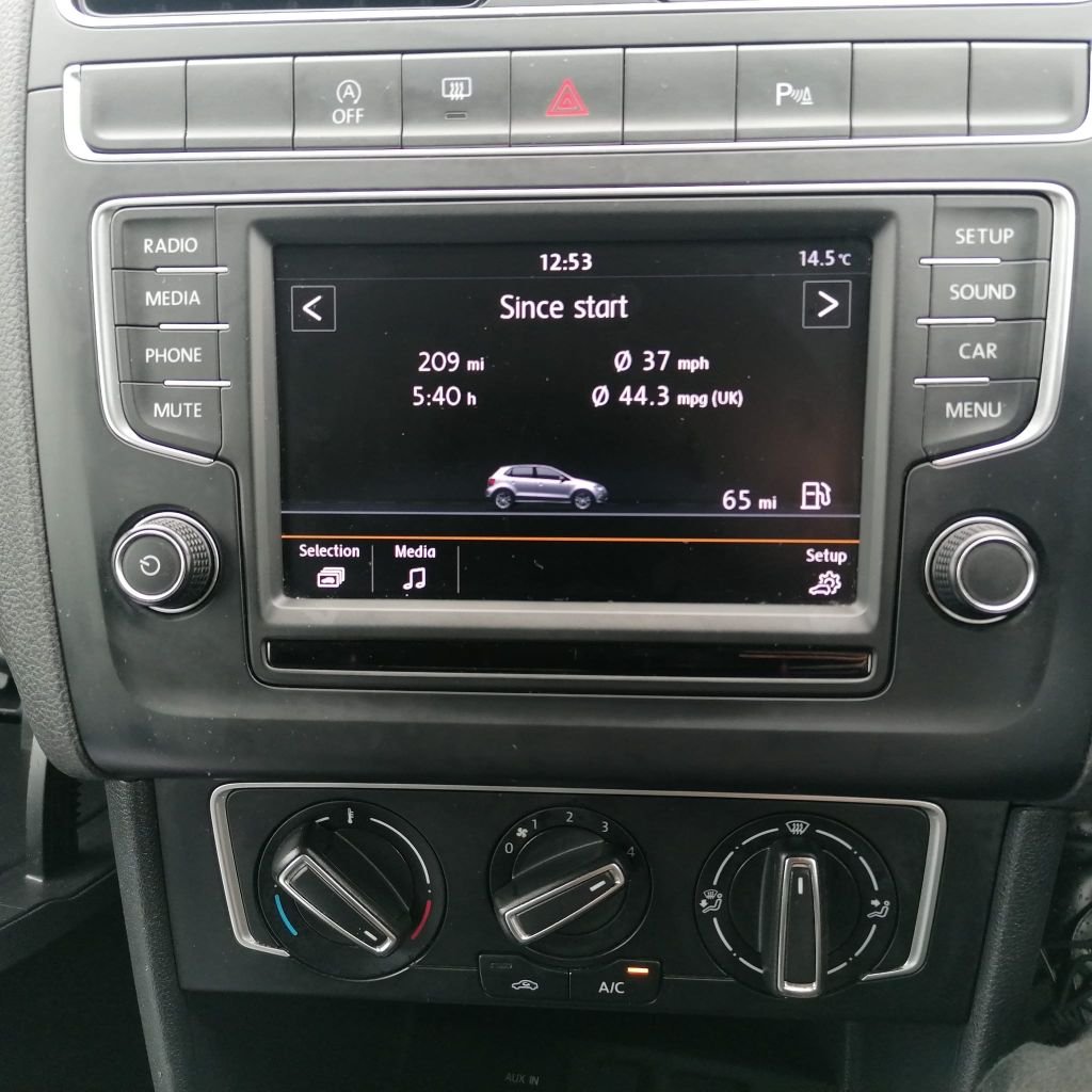 Used Volkswagen Polo 2016 for sale - 76376020: Photo 17