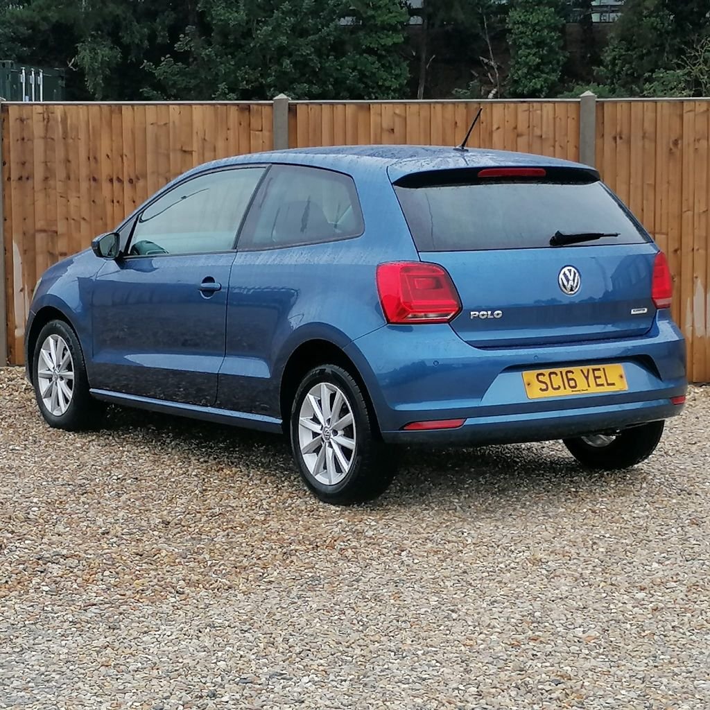 Used Volkswagen Polo 2016 for sale - 76376020: Photo 3