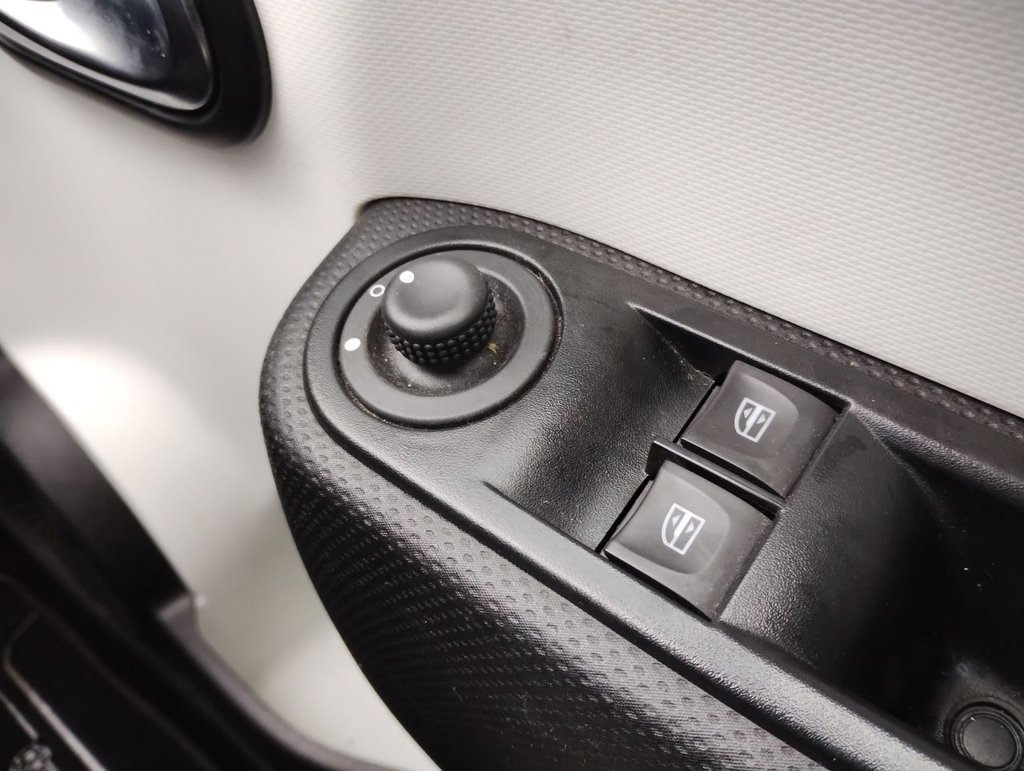 Used Renault Twingo 2019 for sale - 77188062: Photo 19