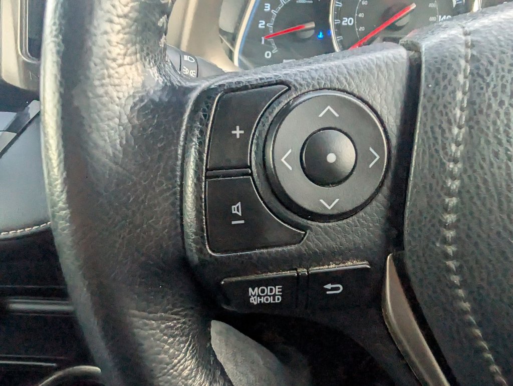 Used Toyota RAV4 2015 for sale - 76356105: Photo 13