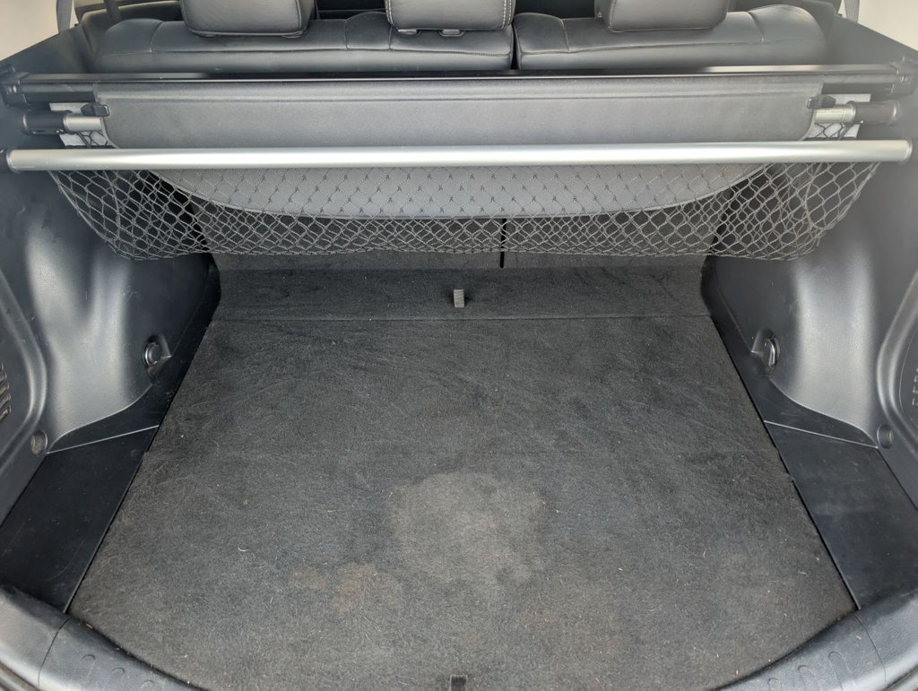 Used Toyota RAV4 2015 for sale - 76356105: Photo 9