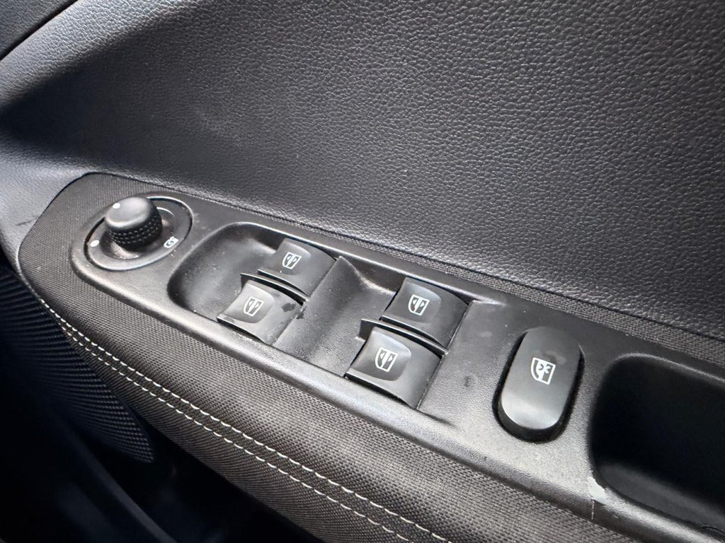 Used Renault Zoe 2020 for sale - 76724245: Photo 12