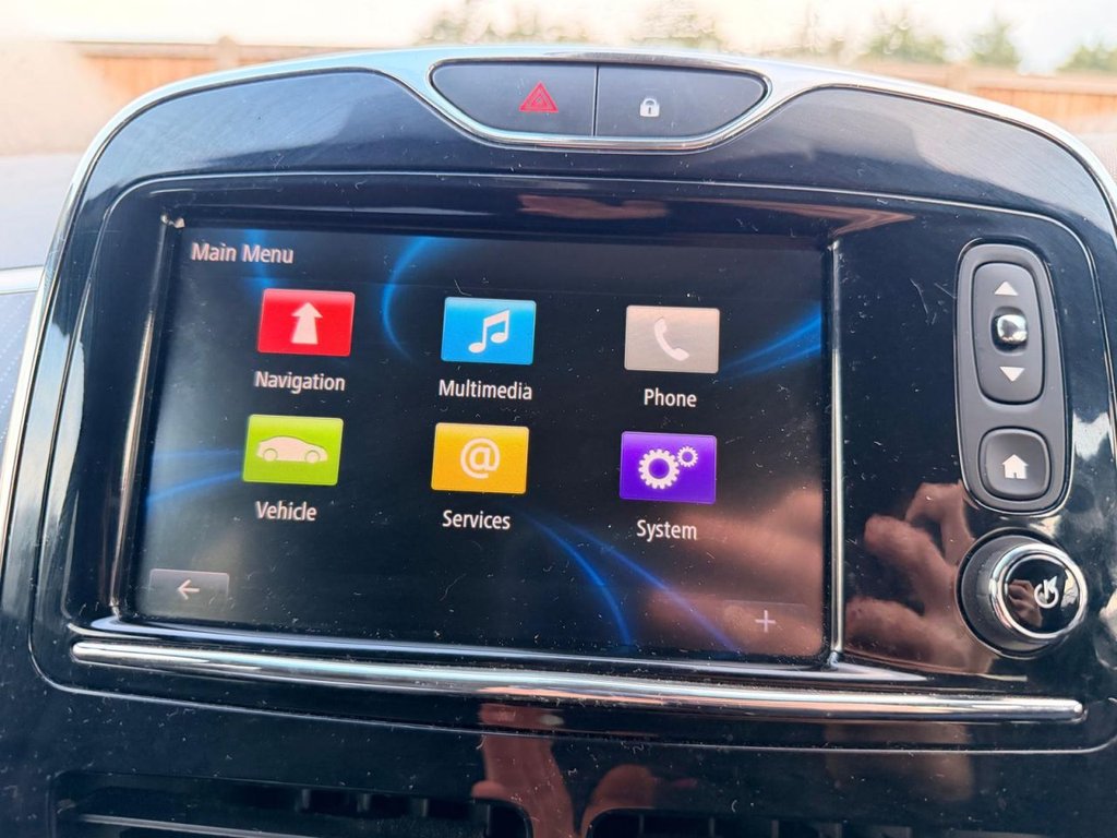 Used Renault Zoe 2020 for sale - 76724245: Photo 17