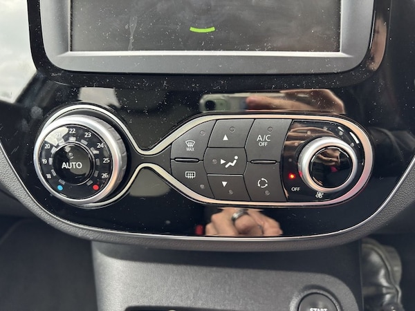 Used Renault Captur 2025 for sale - 76210126: Photo 19