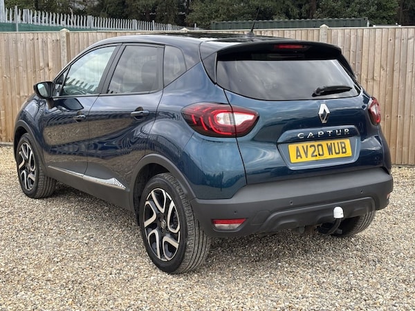 Used Renault Captur 2025 for sale - 76210126: Photo 3