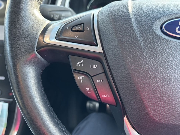 Used Ford Edge 2017 for sale - 76223223: Photo 17