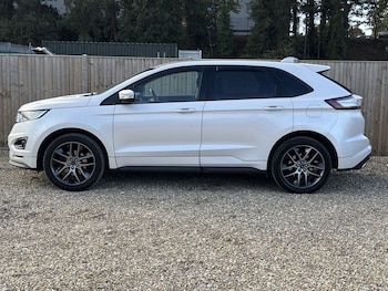 Used Ford Edge 2017 for sale - 76223223: Photo 2