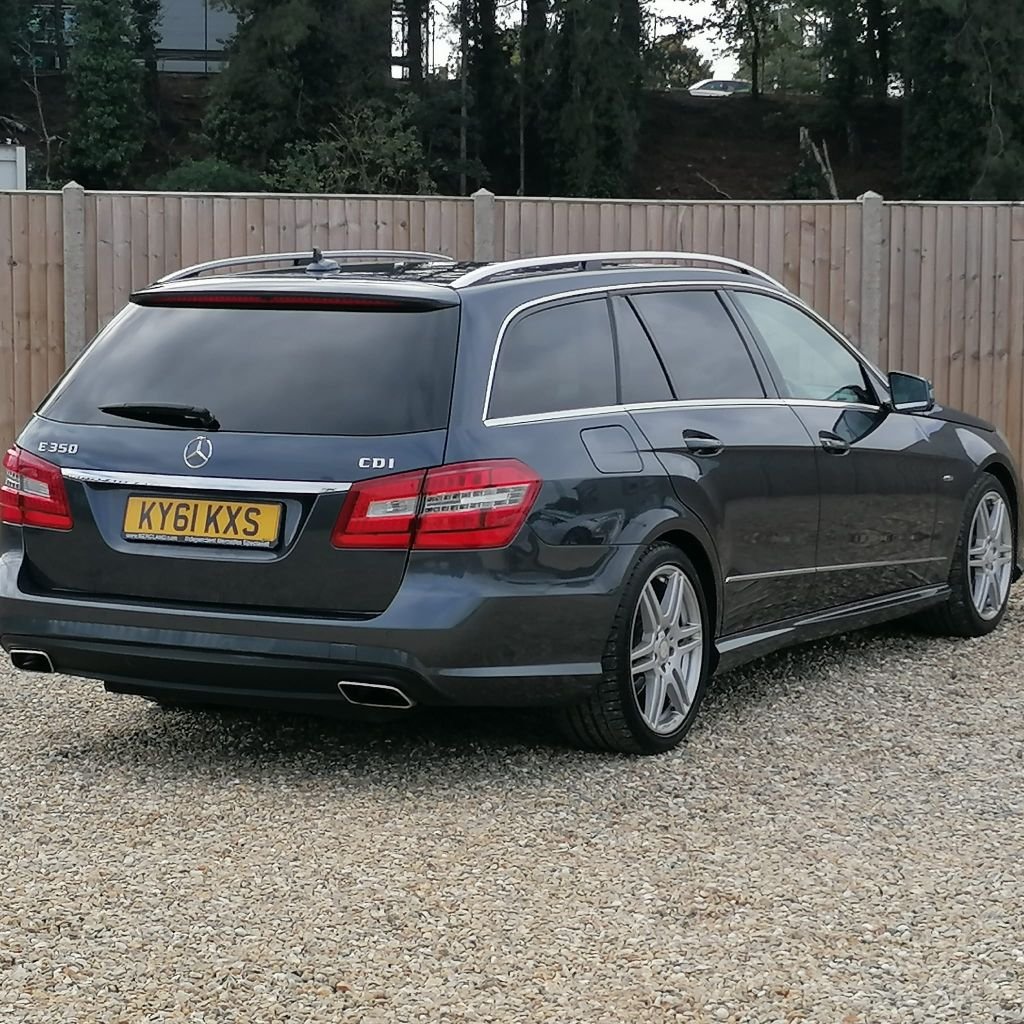 Used Mercedes-Benz E-Class 2011 for sale - 75986201: Photo 5