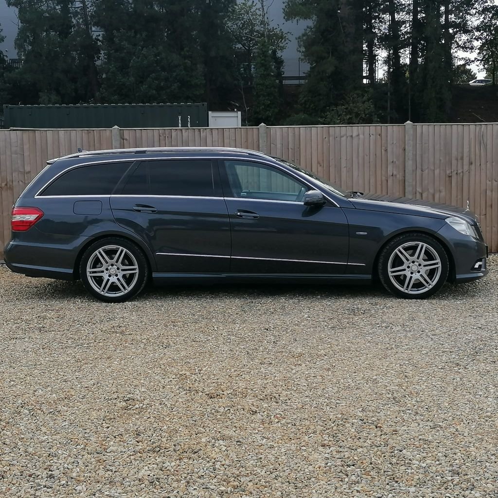 Used Mercedes-Benz E-Class 2011 for sale - 75986201: Photo 6