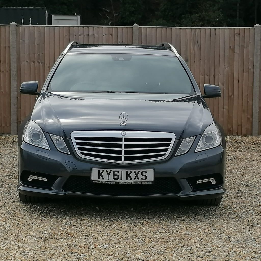 Used Mercedes-Benz E-Class 2011 for sale - 75986201: Photo 8