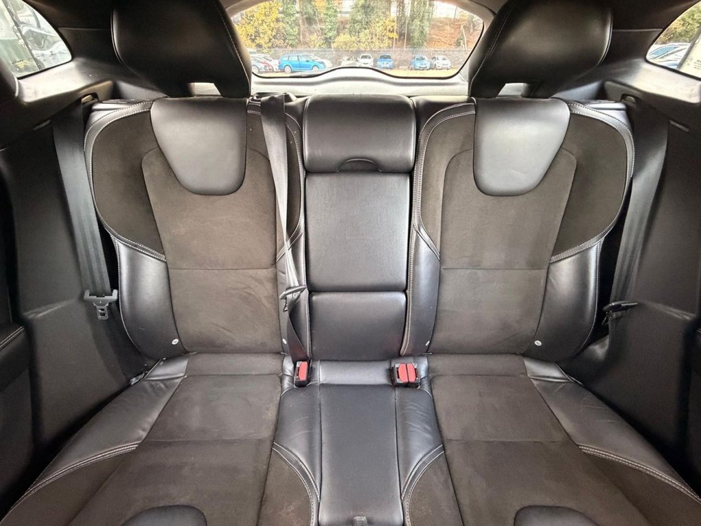 Used Volvo V40 2015 for sale - 76454190: Photo 11