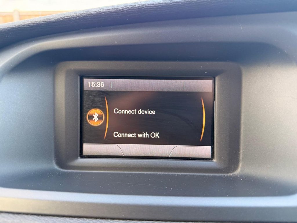 Used Volvo V40 2015 for sale - 76454190: Photo 19