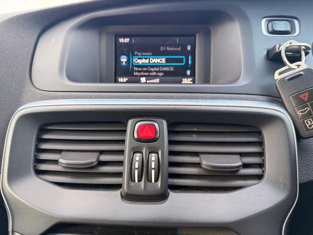 Used Volvo V40 2015 for sale - 76454190: Photo 20