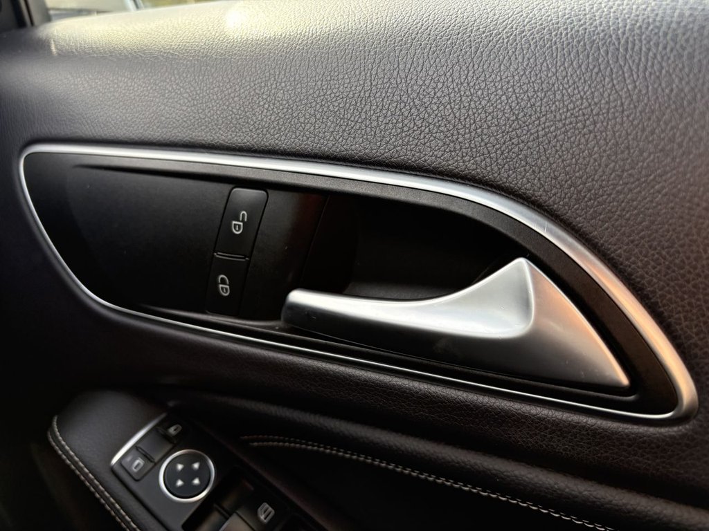 Used Mercedes-Benz A-Class 2015 for sale - 76345356: Photo 14