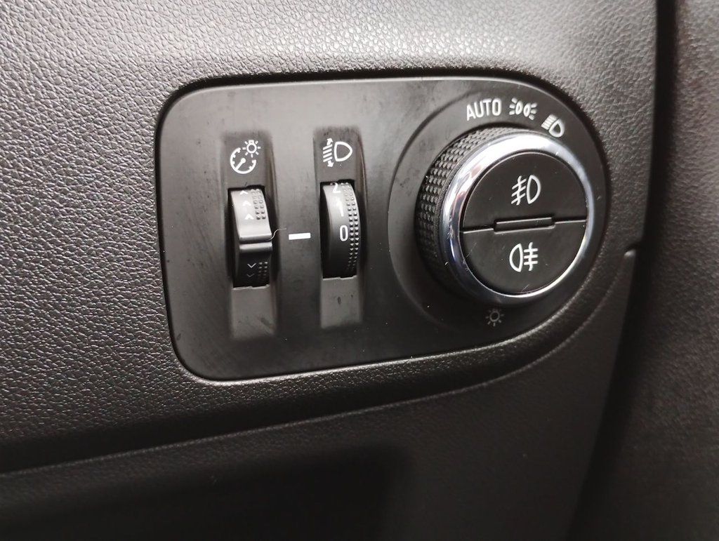 Used Vauxhall Crossland X 2019 for sale - 77218601: Photo 20