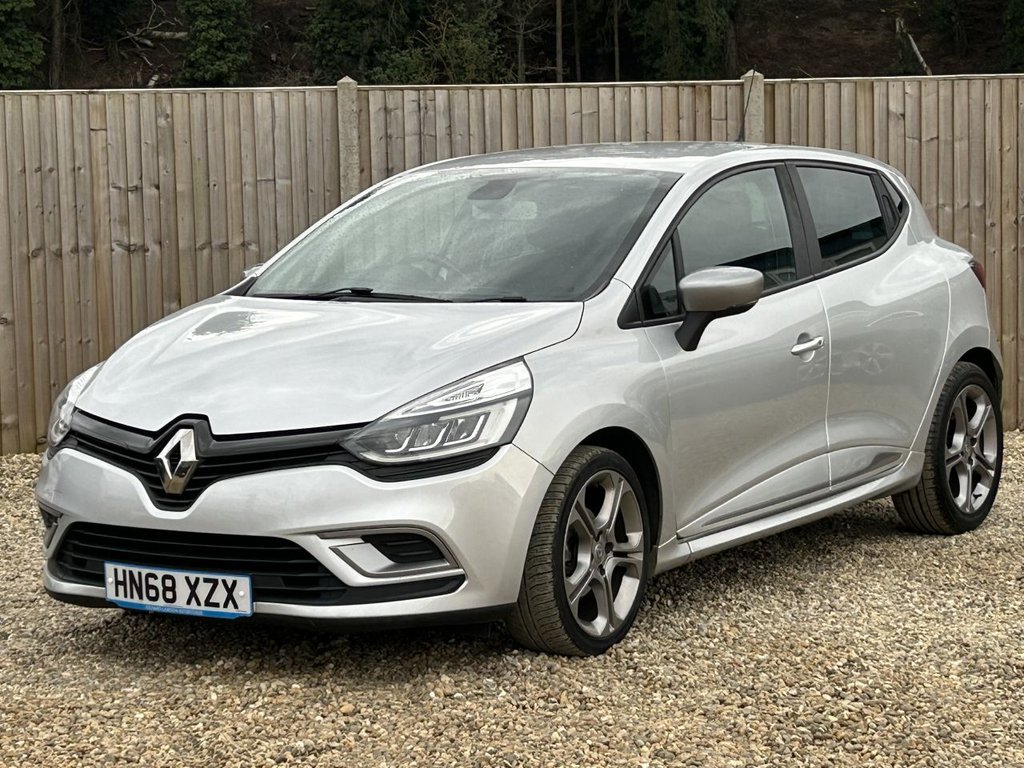 Used Renault Clio 2018 for sale - 78200385: Photo 1