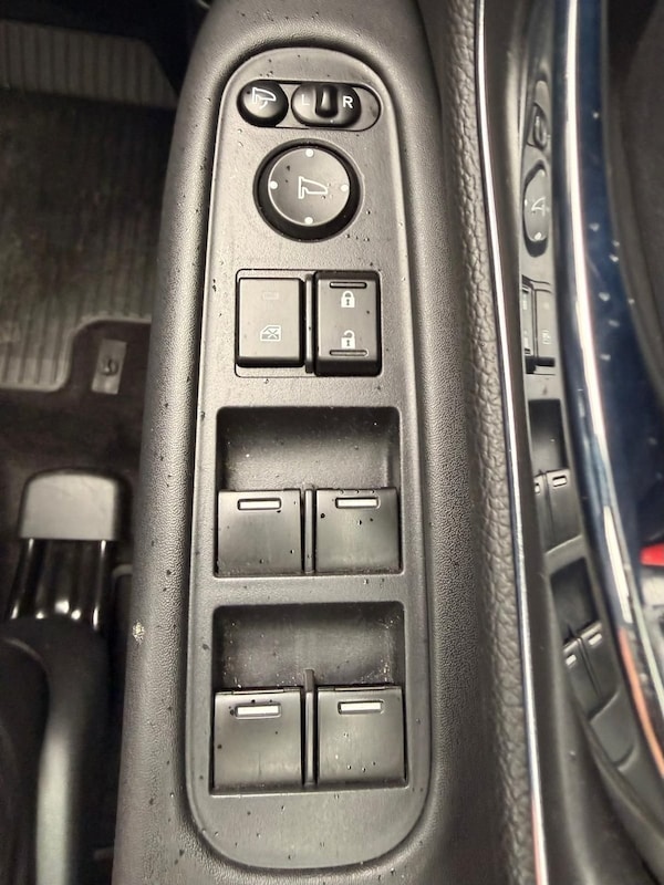 Used Honda HR-V 2017 for sale - 76256387: Photo 12
