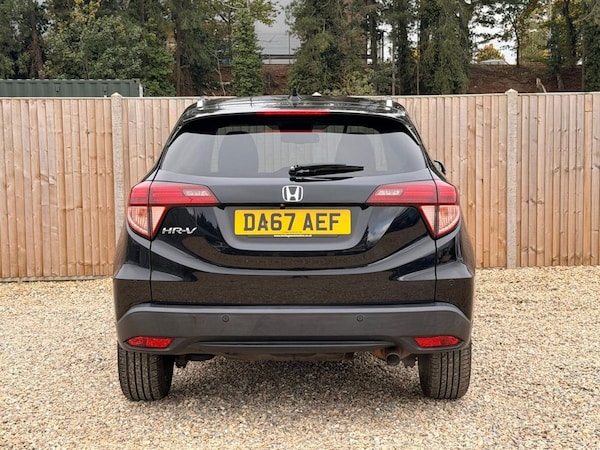 Used Honda HR-V 2017 for sale - 76256387: Photo 4