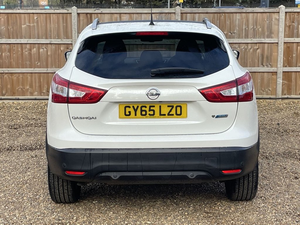 Used Nissan Qashqai 2015 for sale - 76617996: Photo 4