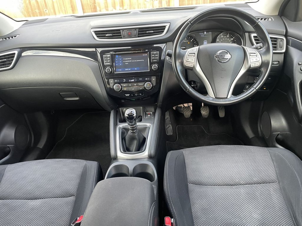 Used Nissan Qashqai 2015 for sale - 76617996: Photo 9