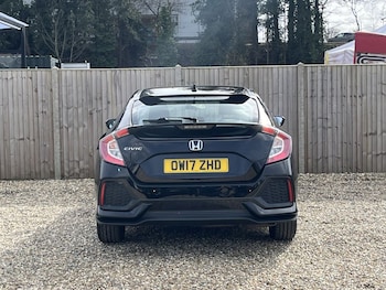 Used Honda Civic 2017 for sale - 77911042: Photo