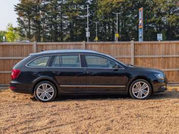 Used Skoda Superb 2014 for sale - 74931165: Photo