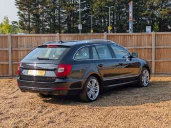 Used Skoda Superb 2014 for sale - 74931165: Photo