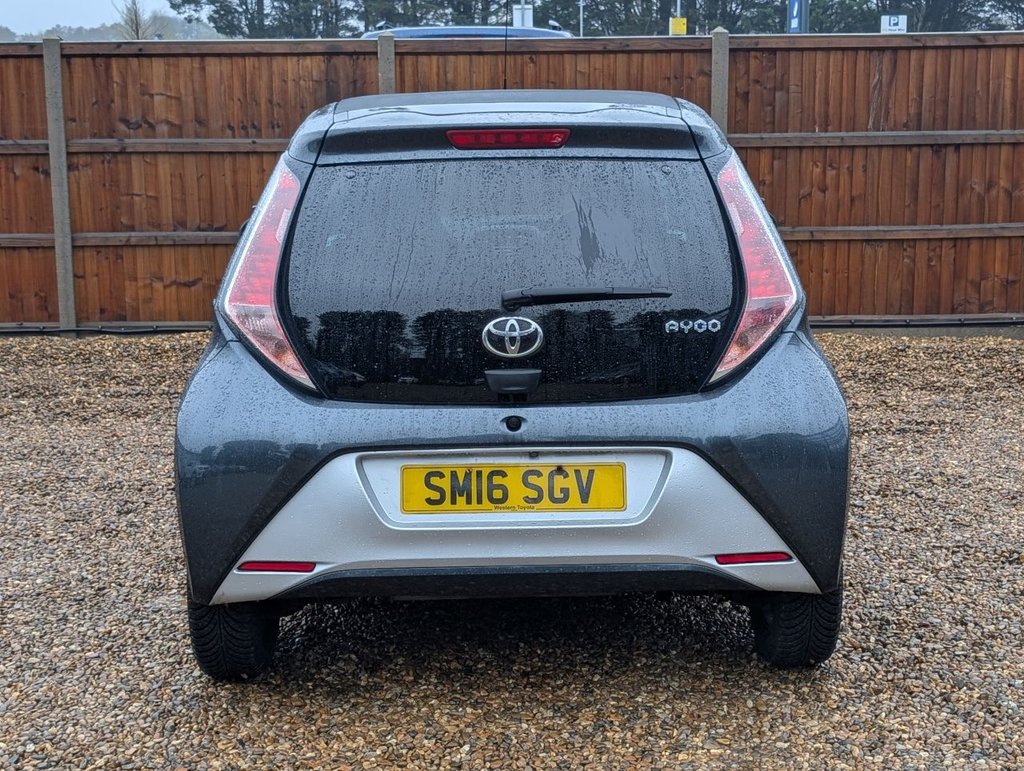 Used Toyota AYGO 2016 for sale - 76569905: Photo 4