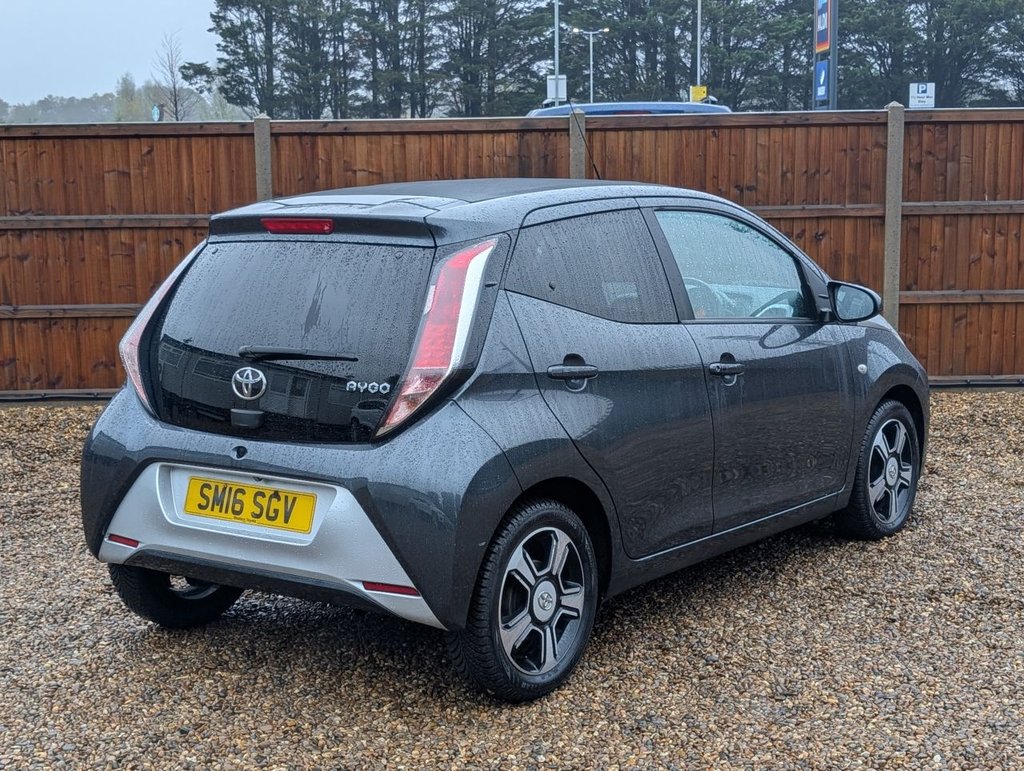 Used Toyota AYGO 2016 for sale - 76569905: Photo 5