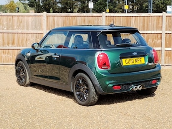 Used MINI Hatch 2018 for sale - 75798755: Photo