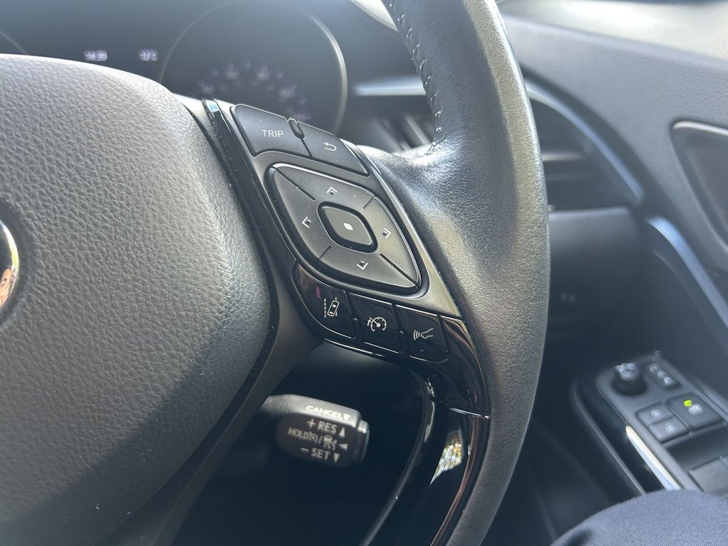 Used Toyota C-HR 2022 for sale - 76385878: Photo 13