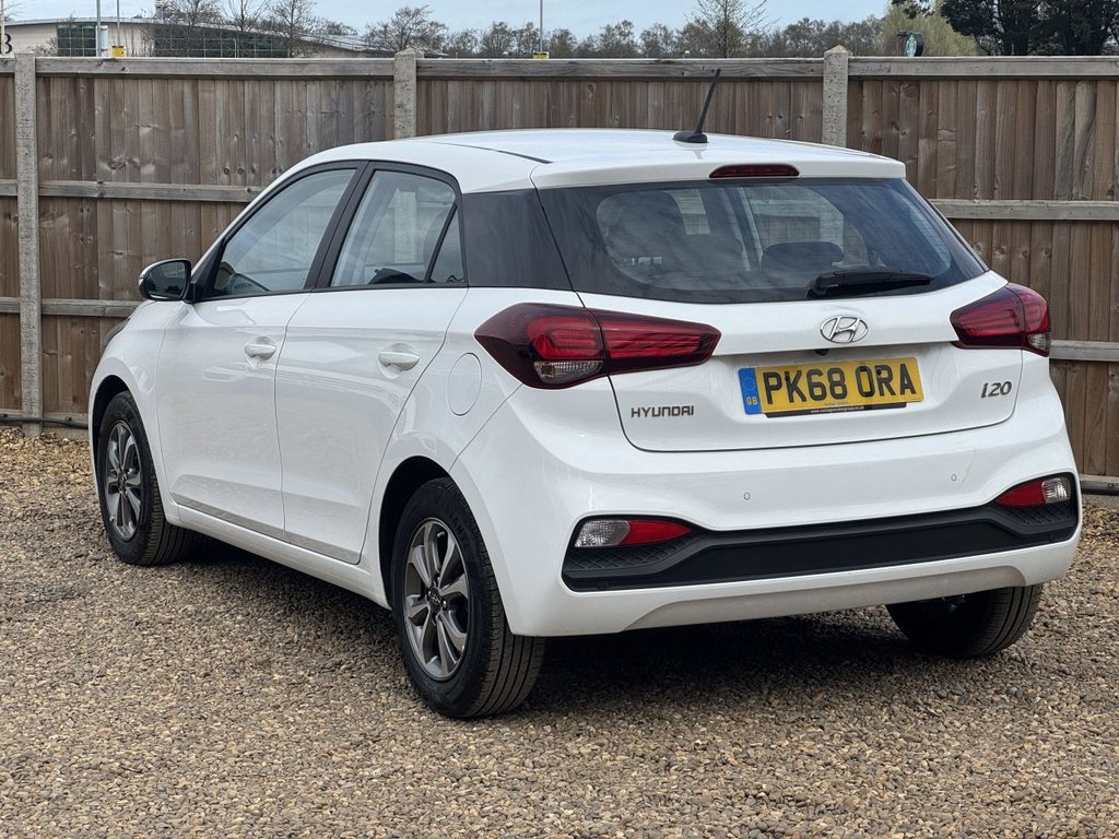 Used Hyundai i20 2018 for sale - 78134195: Photo 3