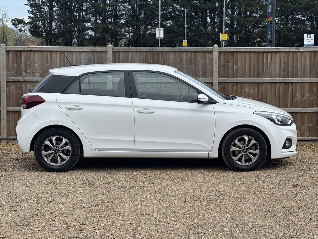 Used Hyundai i20 2018 for sale - 78134195: Photo 6