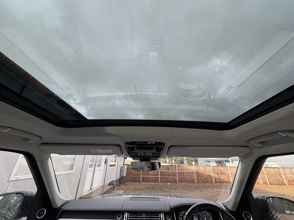 Used Land Rover Range Rover 2017 for sale - 76356391: Photo 10