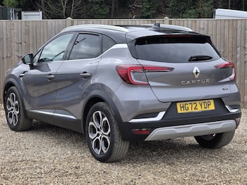 Used Renault Captur 2023 for sale - 78256240: Photo